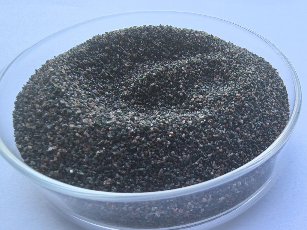 メーカー:サンドブラストメディア グリーンガーネットオンファサイト 80メッシュ -1-Brown fused alumina-Haixu Abrasives